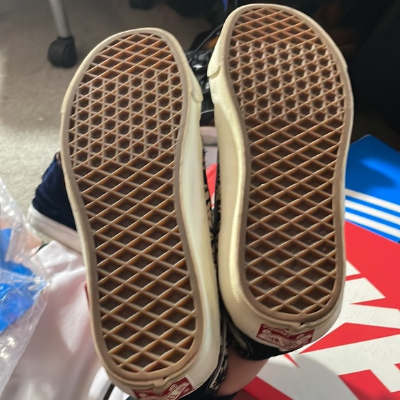 Vans- customized - Picture 4 of 5